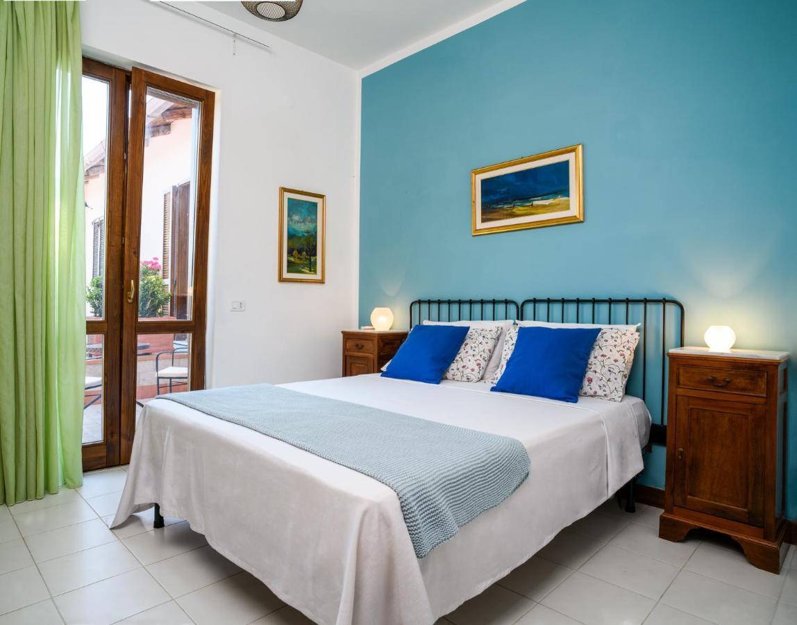 B&B Albachiara Casa Di Campagna Ogliastro Cilento Bagian luar foto