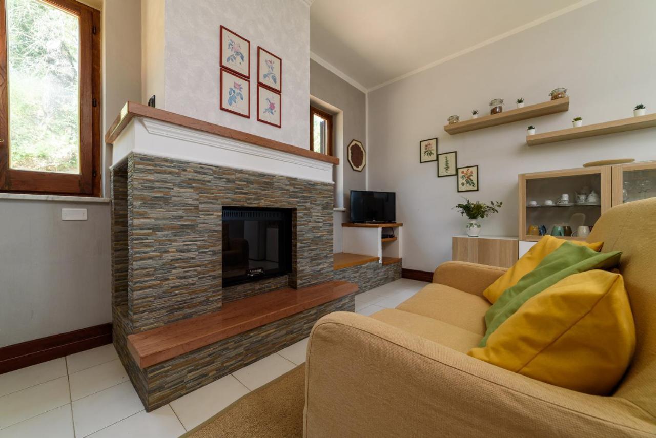 B&B Albachiara Casa Di Campagna Ogliastro Cilento Bagian luar foto