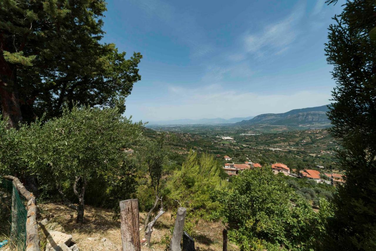 B&B Albachiara Casa Di Campagna Ogliastro Cilento Bagian luar foto