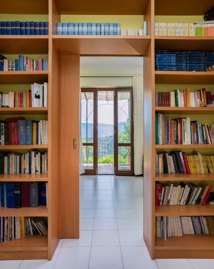 B&B Albachiara Casa Di Campagna Ogliastro Cilento Bagian luar foto