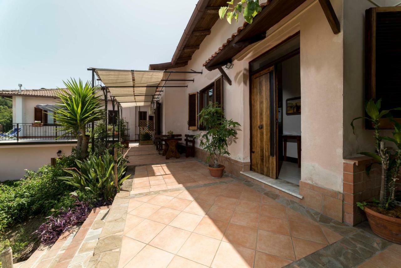 B&B Albachiara Casa Di Campagna Ogliastro Cilento Bagian luar foto
